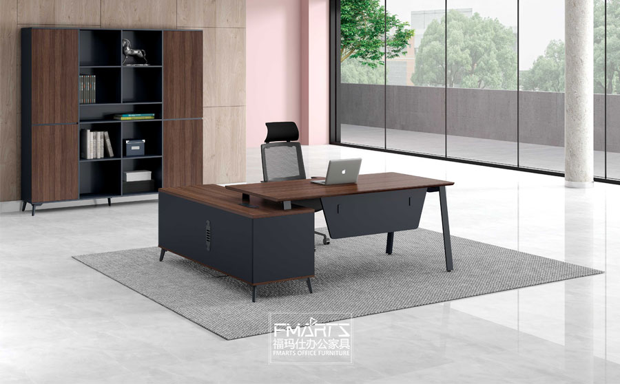 總監辦公桌